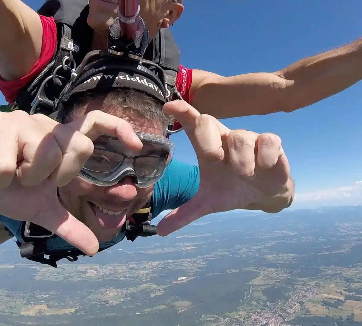 Expérience d'adrénaline Saut en parachute à Lyon